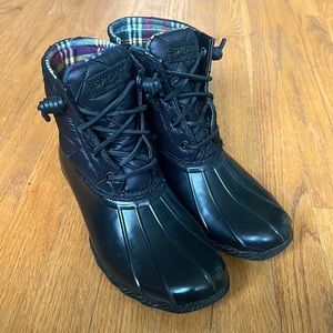 SPERRY Women's Saltwater Quilted Duck Boot 8.5